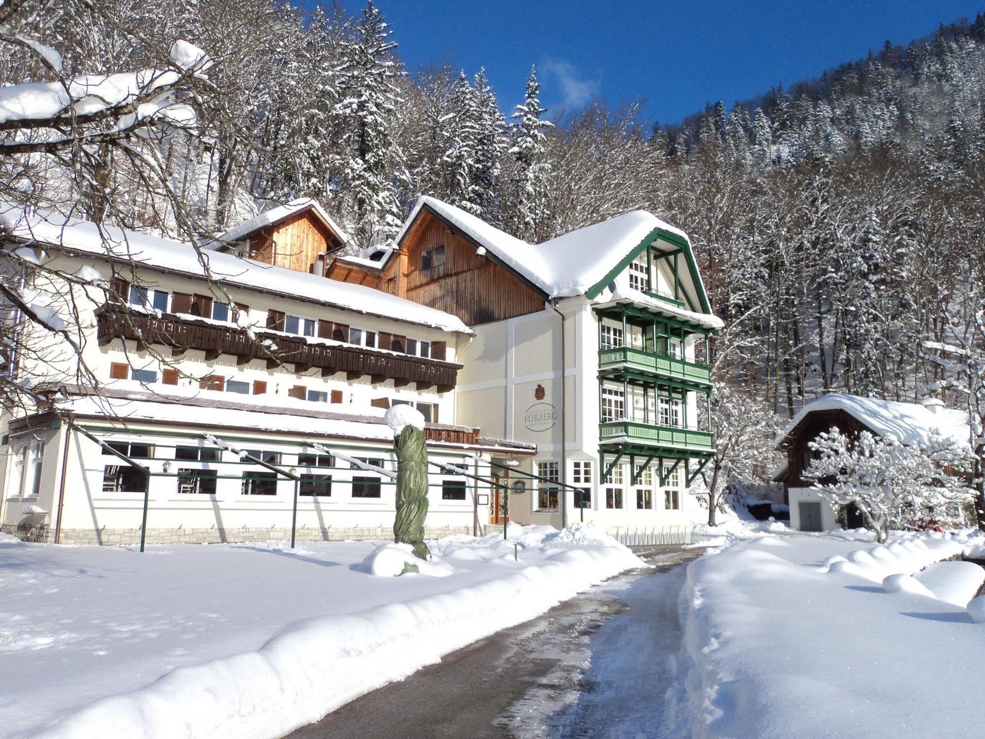 Hotel & Gasthof Fuerberg Sankt Gilgen Exterior photo